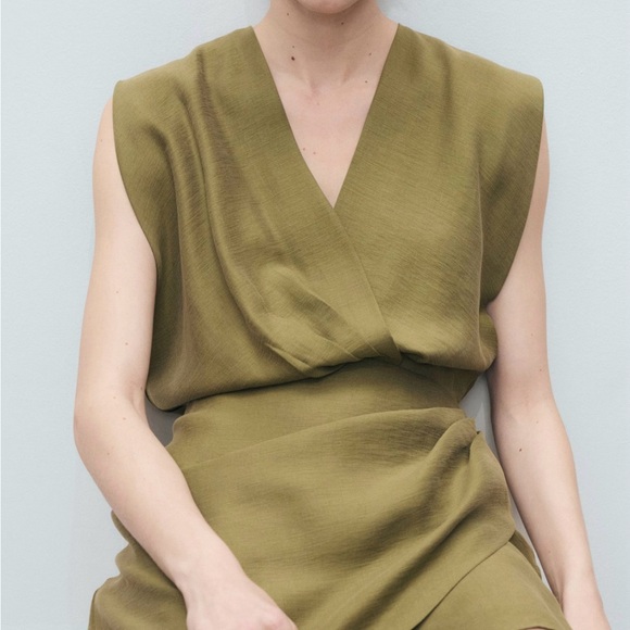 NWT MANGO
Women's Lyocell Wrap Dress - Picture 4 of 8